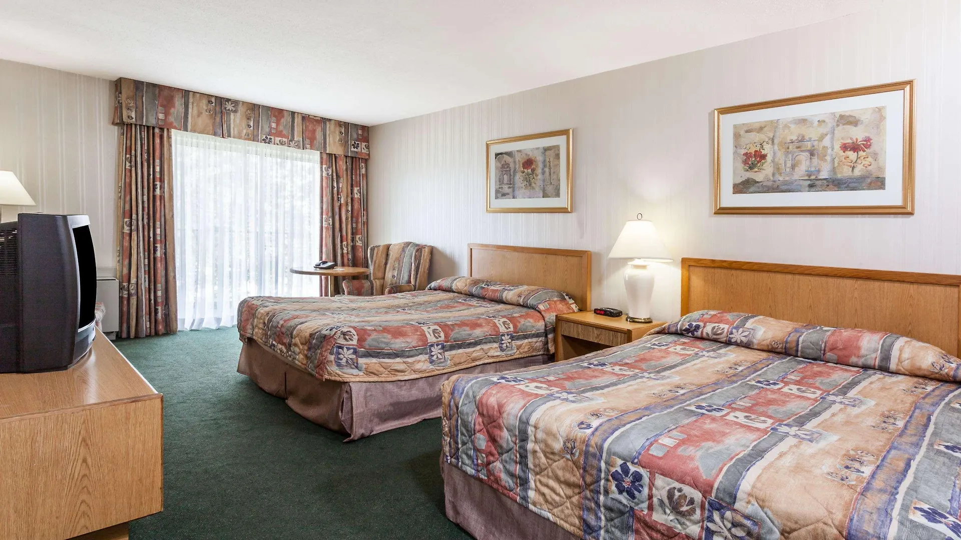 Toronto East Inn