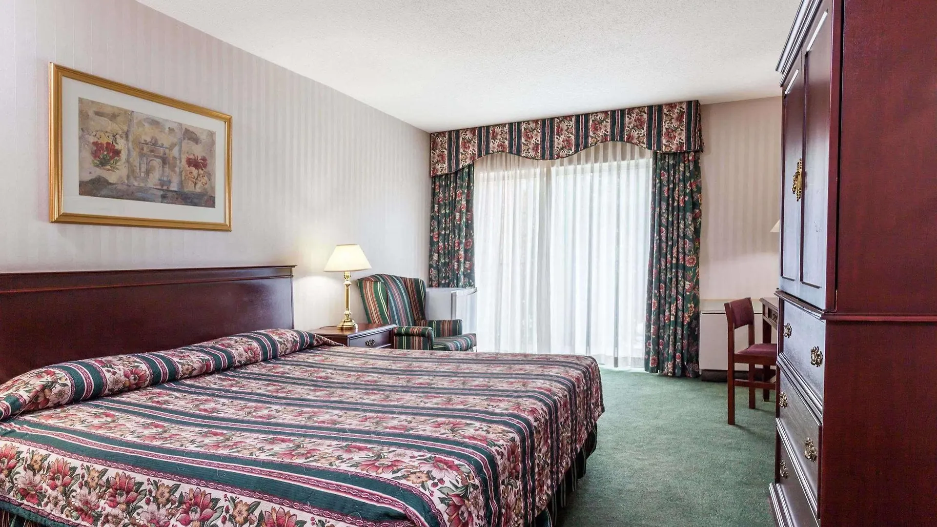 Toronto East Inn 0*,