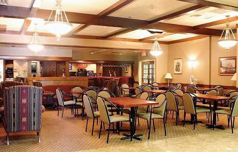 Toronto East Inn Hotel