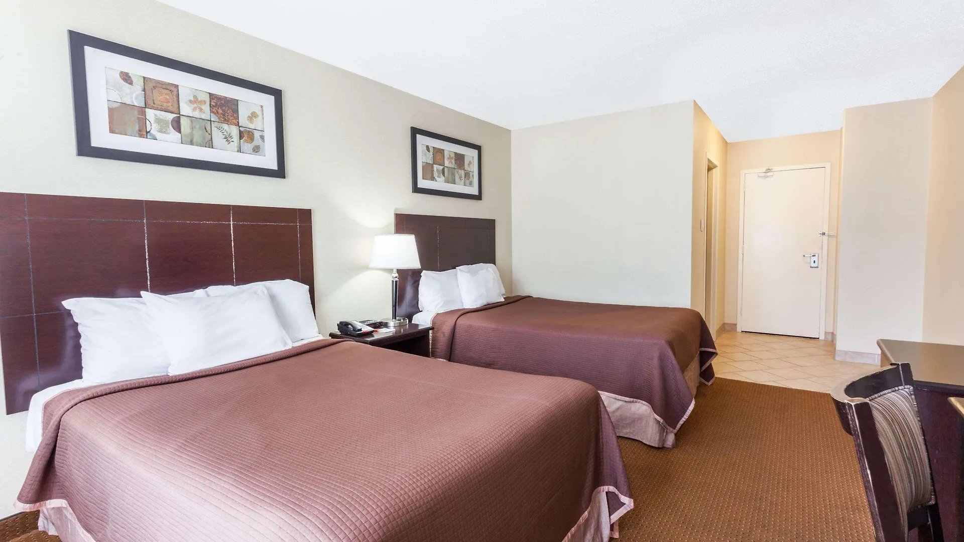 Toronto East Inn Hotel