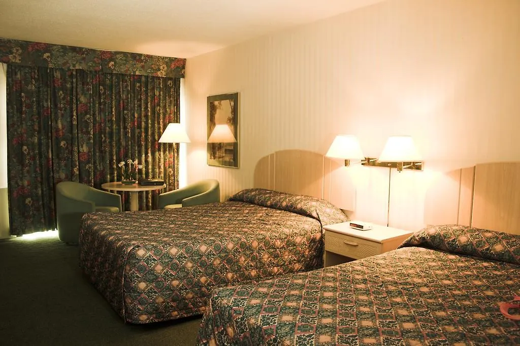 Toronto East Inn 0*,  Canada