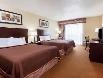 Toronto East Inn 0*,
