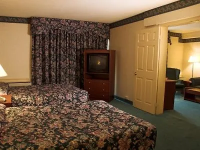 Hotel Toronto East Inn